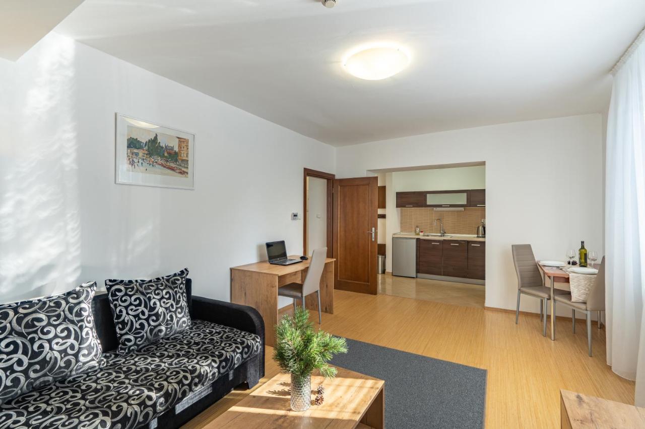 Wili Tatry Apartments Tatranská Lomnica Buitenkant foto